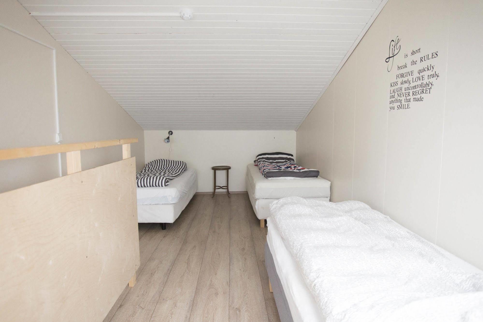 Aska Hostel Vestmannaeyjar Exterior photo